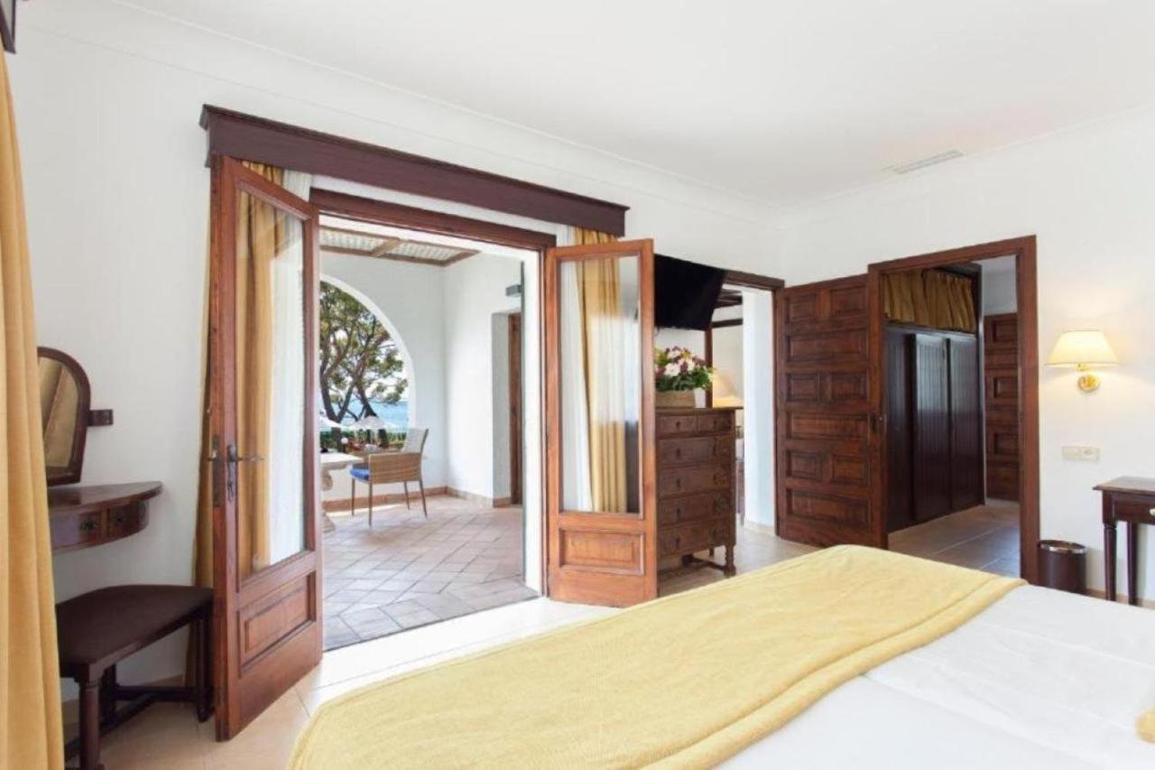 Hotel Bendinat ปอร์ตัลส์โนส ภายนอก รูปภาพ
