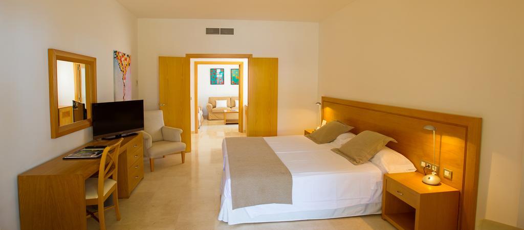 Hotel Bendinat ปอร์ตัลส์โนส ภายนอก รูปภาพ