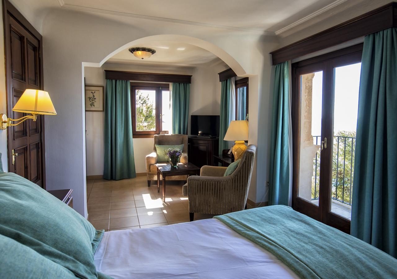 Hotel Bendinat ปอร์ตัลส์โนส ภายนอก รูปภาพ
